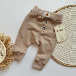 Spodnie kangurki z bawełny organicznej beż