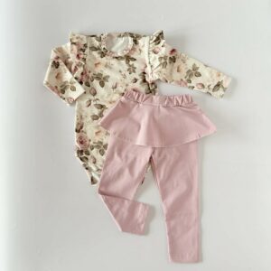 Komplet body w róże i legginsy z falbanką roz. 92